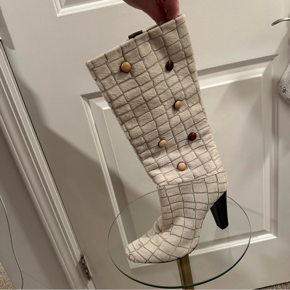Dénouée Fur Knee High Block Heel Boots with Button Details (Made in Italy) - Picture 11 of 15